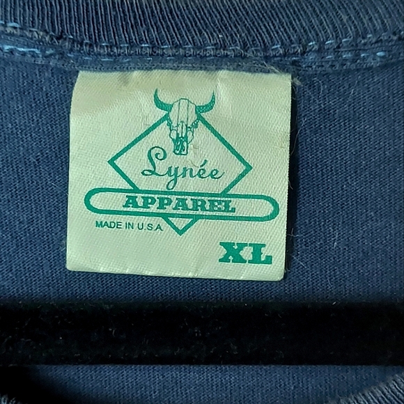 Synee Apparel Vintage Blue Gray Cotton Native Inspired T-Shirt - Picture 3 of 8